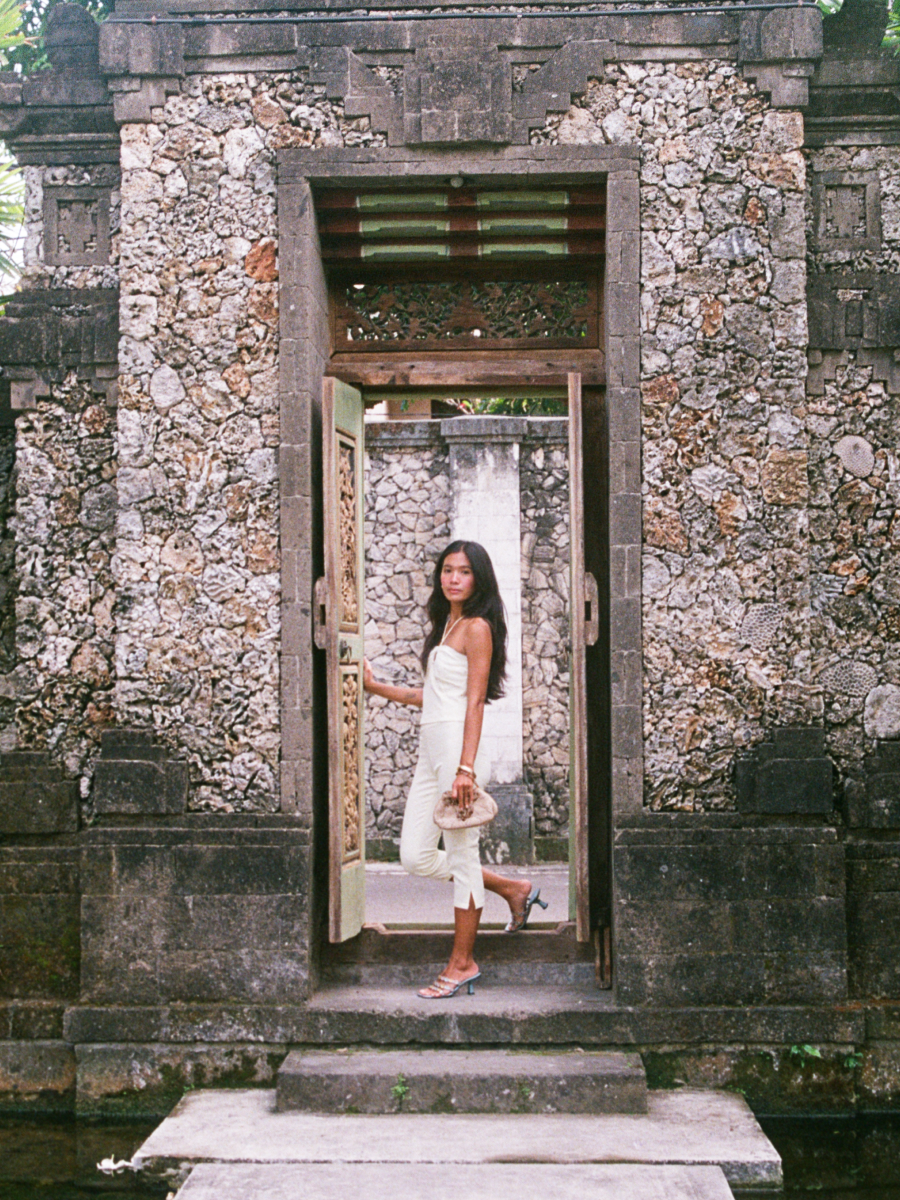 Daisy Capri in Butter